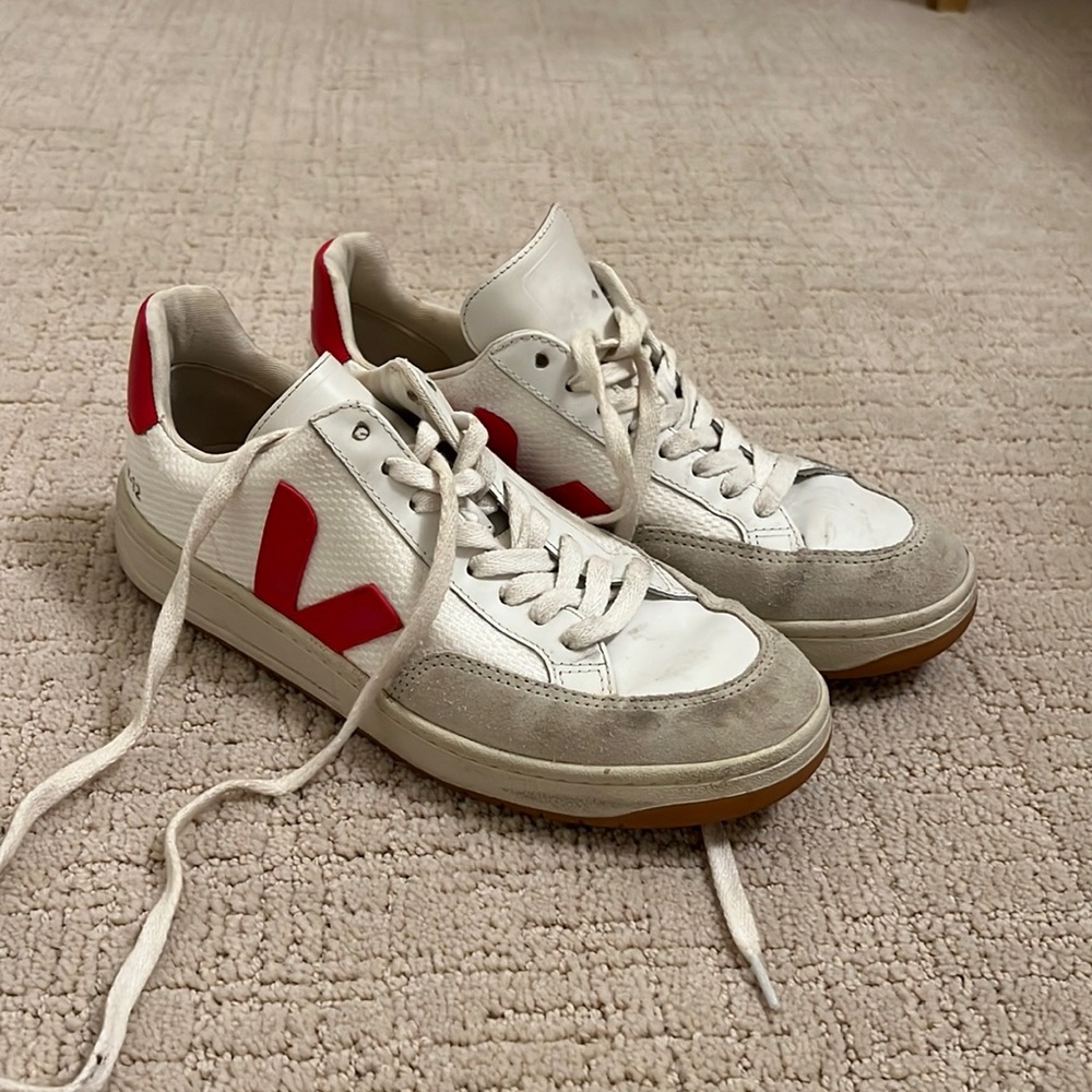 Veja sneakers. White and red. Size 8. Worn